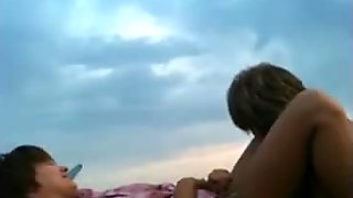 Teens Fucks In A Boat On The Lake