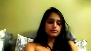 Beauty Wicked Gal Shefali Fingering on Livecam